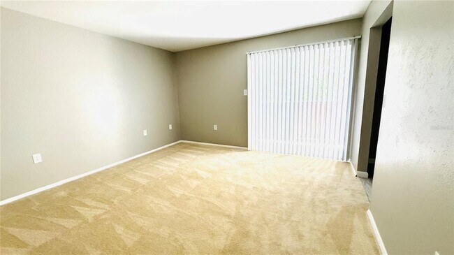 Building Photo - 4016 Woodfern Dr