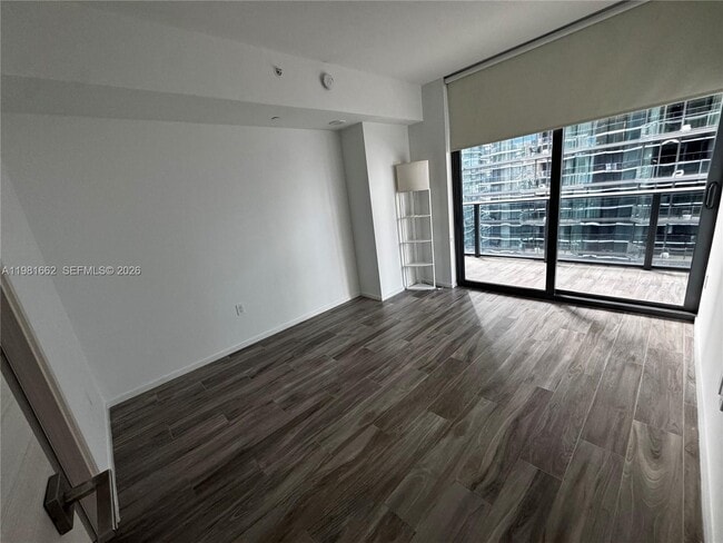 Building Photo - 801 S Miami Ave