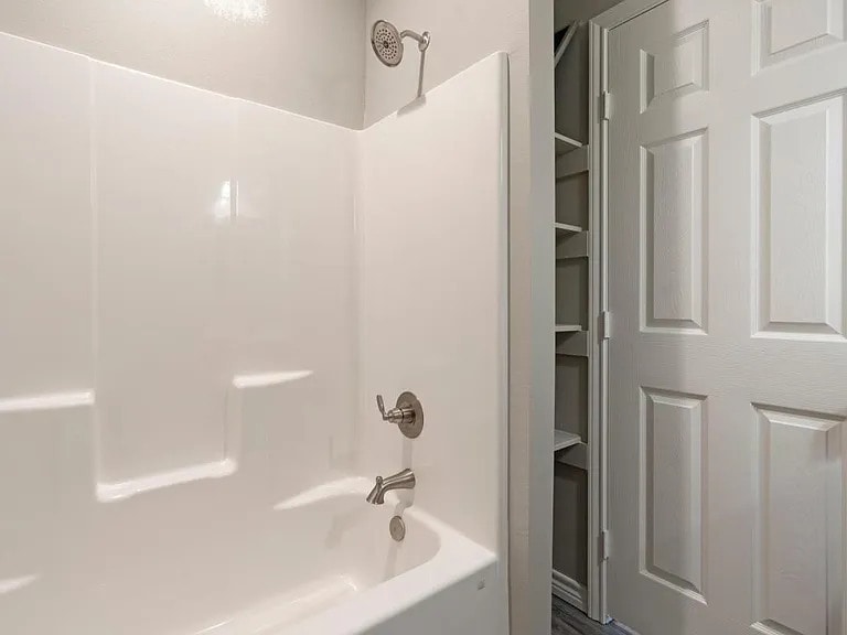 Bathroom - 523 North St