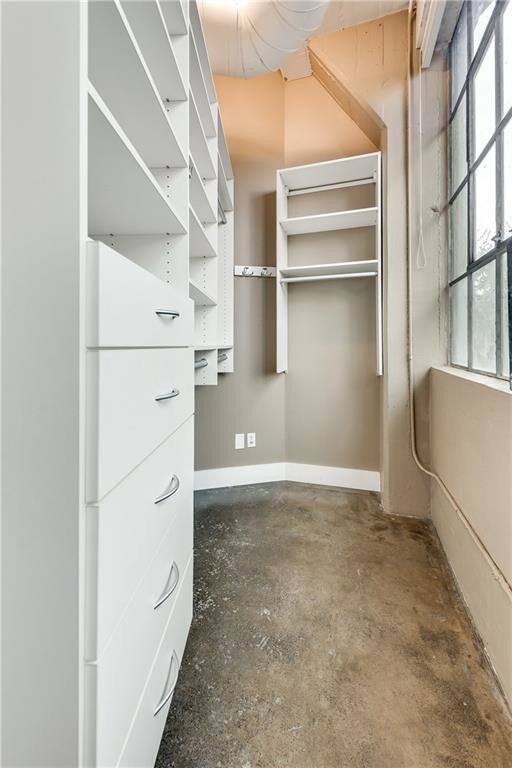 Building Photo - 2220 Canton St