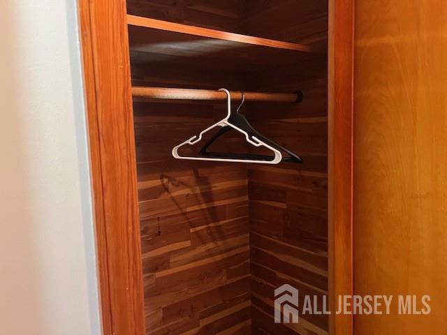 Building Photo - 12 Burlew Pl