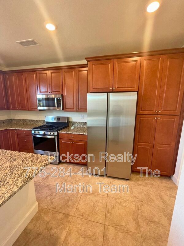 Building Photo - 7255 Rutherford Dr