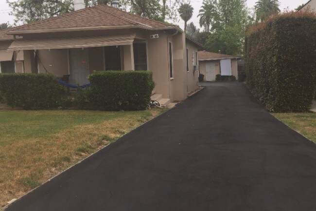 Primary Photo - 72 S Parkwood Ave