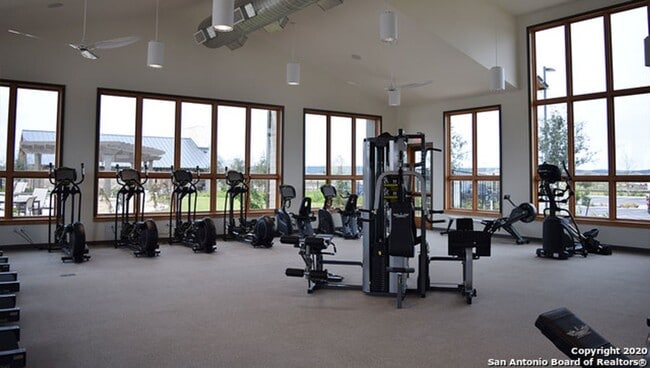 Building Photo - *COMING SOON* 3-Bedroom with Solar Panels & Resort Amenities – Pool, Gym!