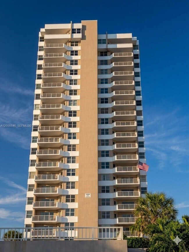 Building Photo - 1980 S Ocean Dr