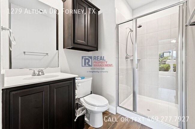 Building Photo - 1279 Altuda Dr