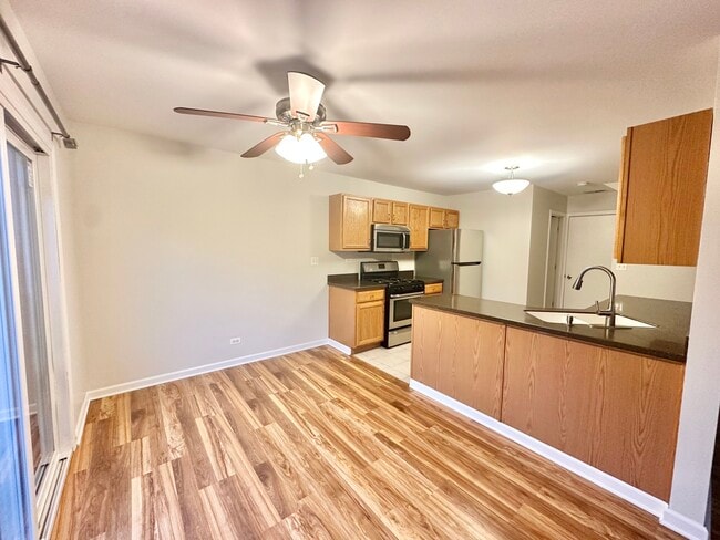 Building Photo - 16033 Tiger Dr