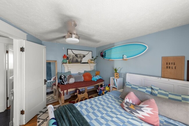 Building Photo - 308 W Main St