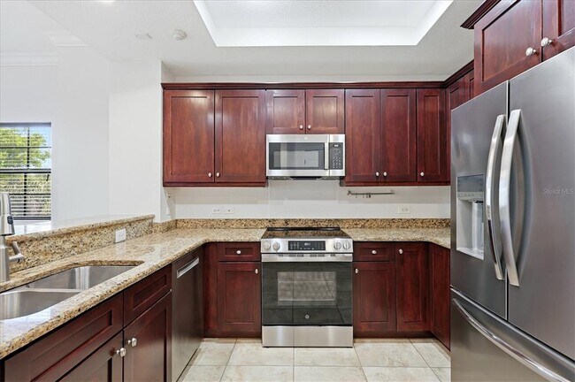 Building Photo - 7612 Lake Vista Ct