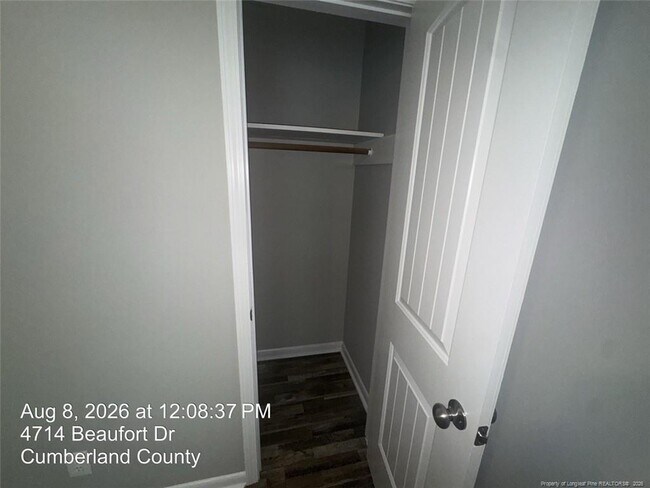 Building Photo - 4714 Beaufort Dr