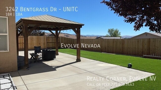 Building Photo - 3242 Bentgrass Dr