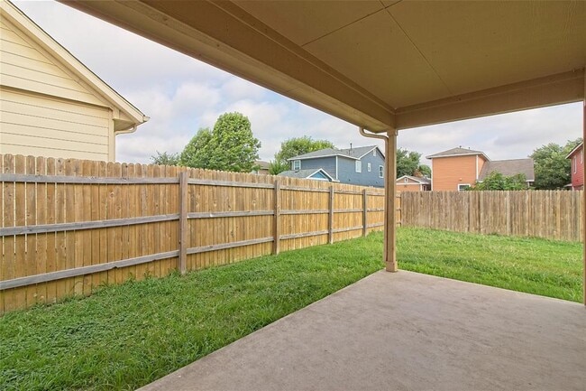 Building Photo - 11312 Malta Dr