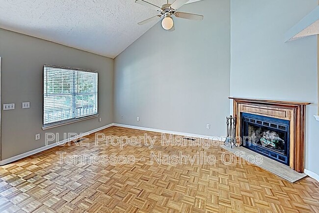 Building Photo - 656 Granwood Blvd