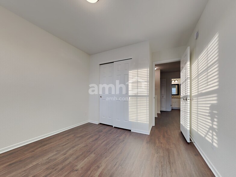 Building Photo - 1503 Pencross Ln