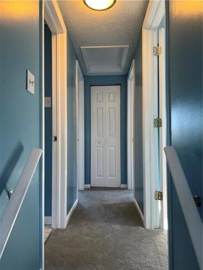 Building Photo - 3BD/ 1 BA Home for Rent- Coraopolis