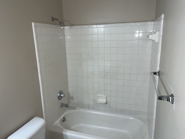 Building Photo - 22 E Dubois St