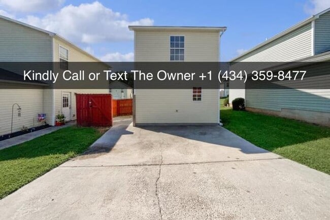 Building Photo - Single Family Townhouse