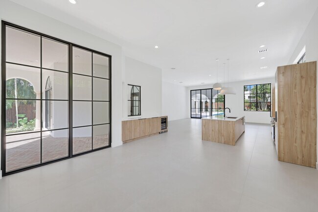 Building Photo - 1107 Periwinkle Ln
