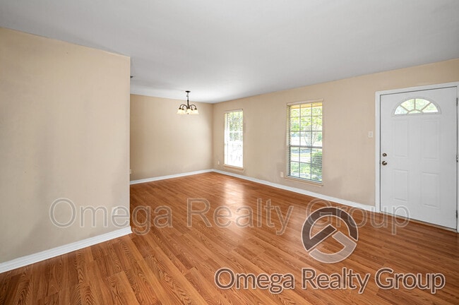 Building Photo - 21 Cullen Dr