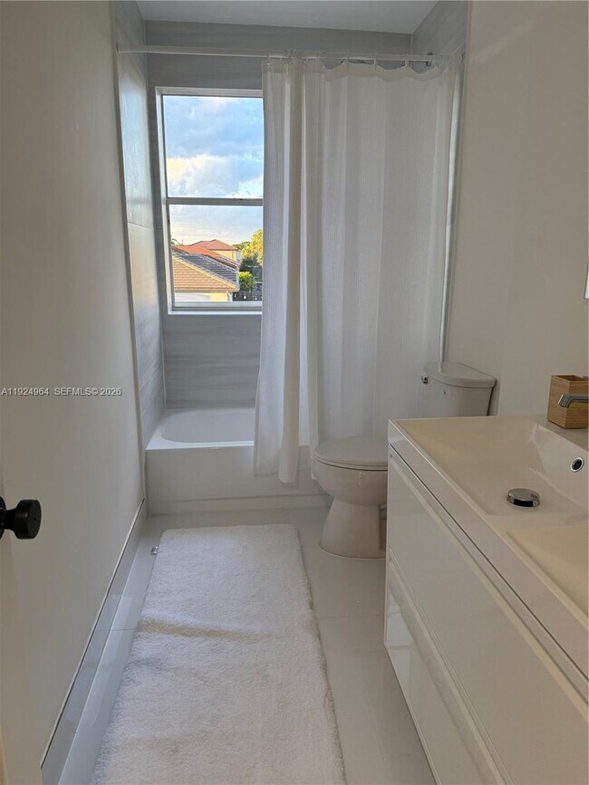 Building Photo - 16358 SW 82nd Terrace