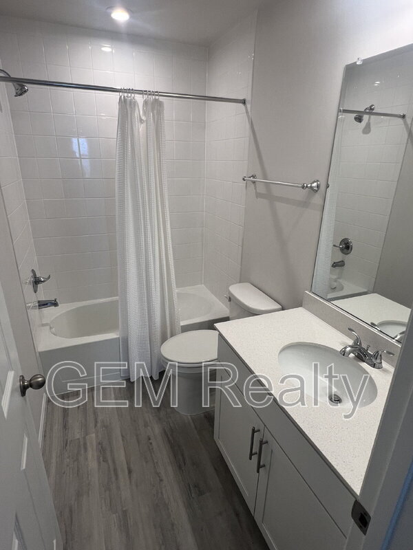Building Photo - 6259 Bobcat Ln