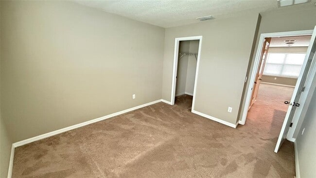 Building Photo - 32612 Harmony Oaks Dr