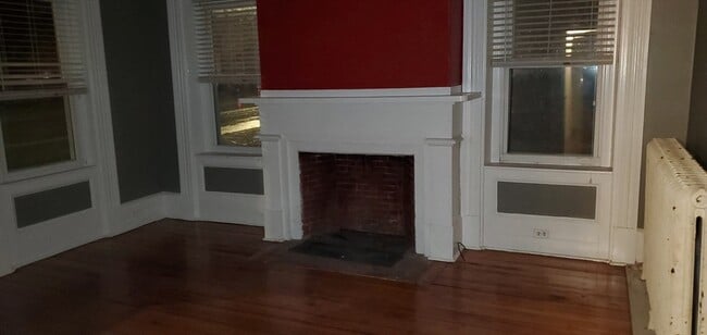 Building Photo - 458 Market St