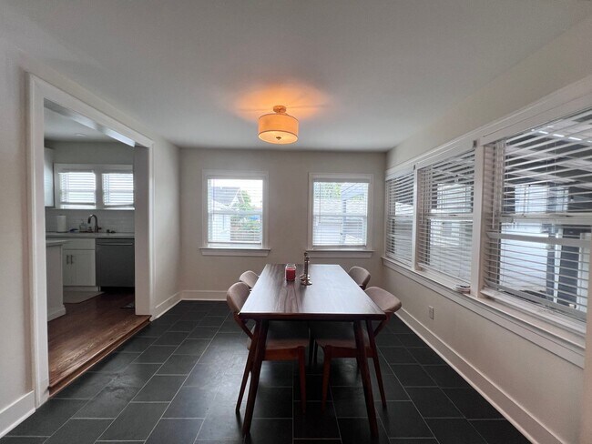 Building Photo - $500 MOVE IN SPECIAL!!! Fully Updated Home in San Leandro Available for Rent!!
