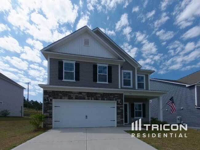 Building Photo - 211 Savannah Hills Dr