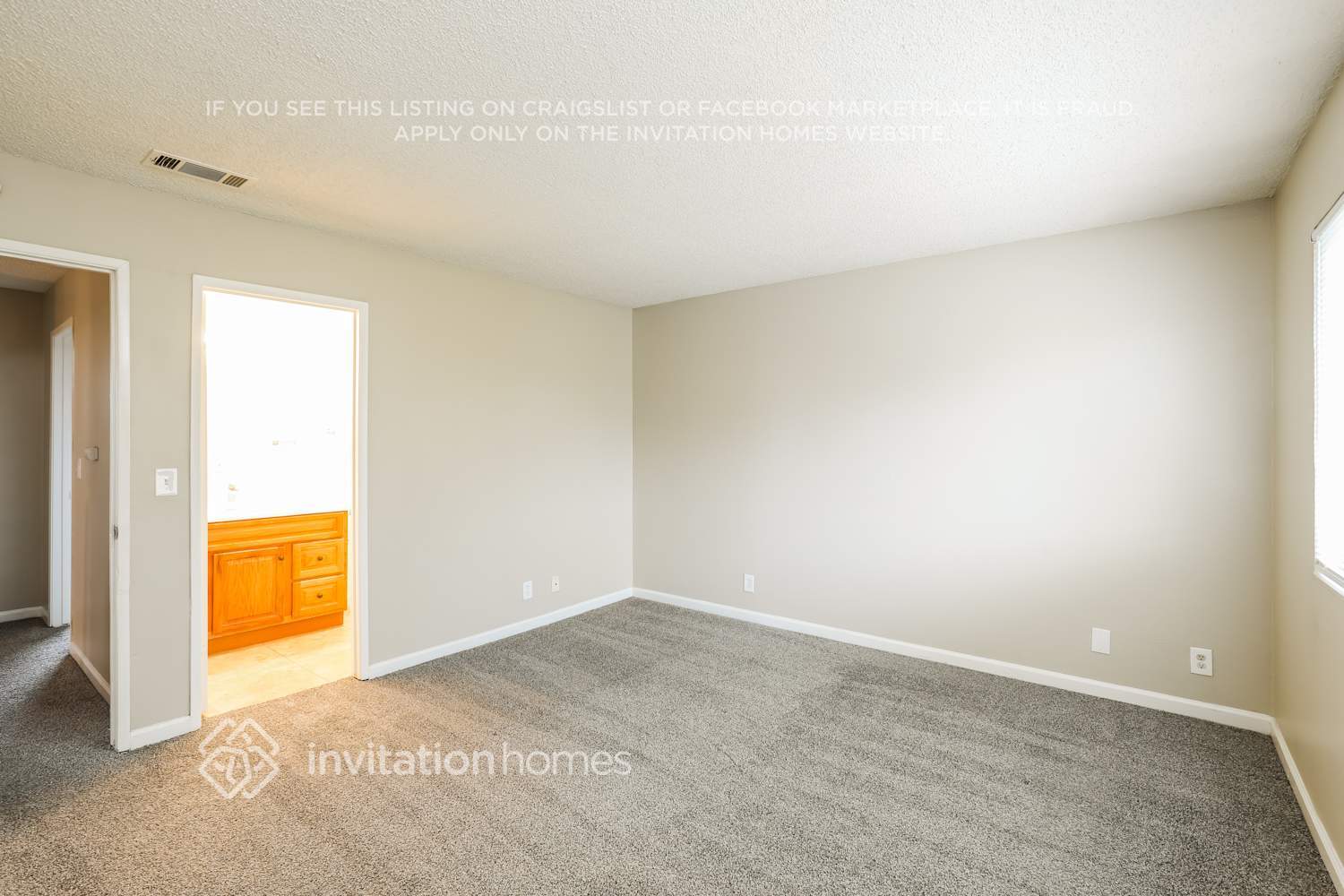 Building Photo - 824 Blue Bill Way