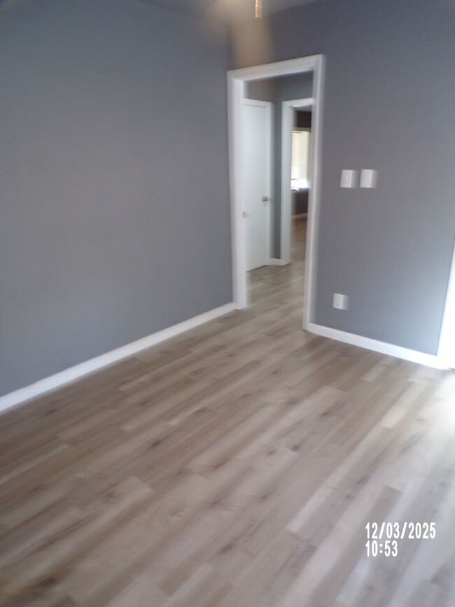 Building Photo - Great re-do