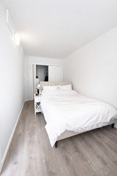 Building Photo - 280 Marin Blvd