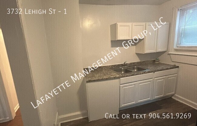 Building Photo - 3732 Lehigh St