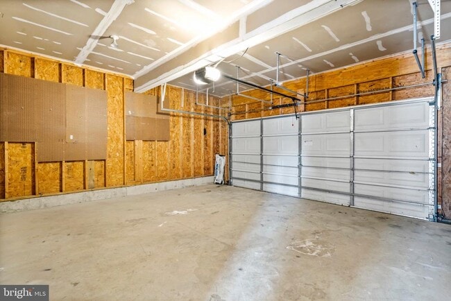 Building Photo - 21443 Hillary Ct