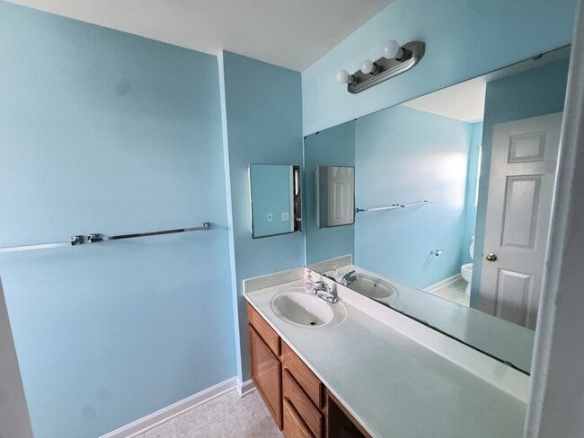 Building Photo - 226 Gr-Pd-51