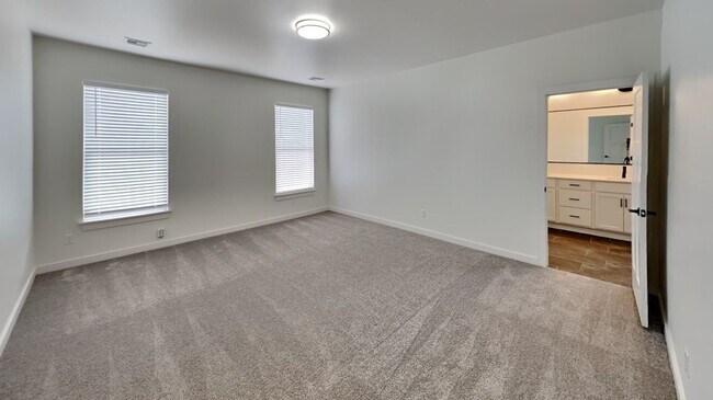 Building Photo - Luxury Modern 3 Bedroom 2.5 Bathroom Home with a Bonus Room in Deer Creek Schools (Neighborhood P...