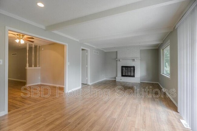 Building Photo - 1616 S Pleasant St