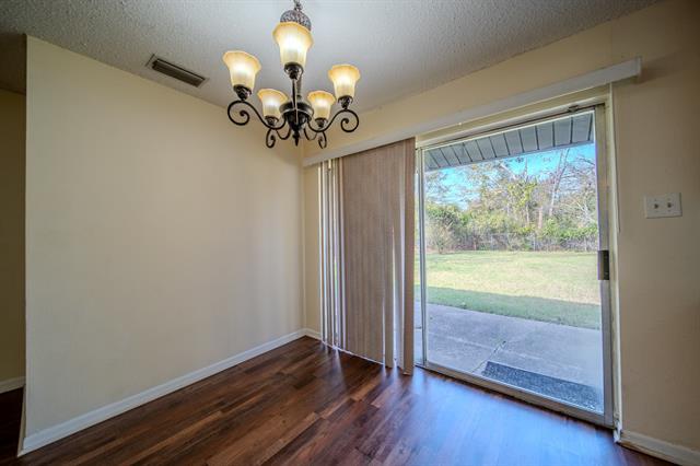 Building Photo - 203 Leighton Dr