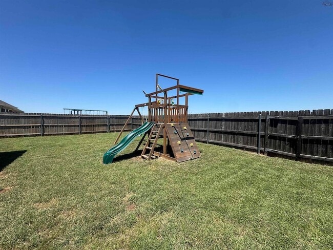 Building Photo - 6206 Talon Trail