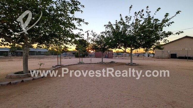 Building Photo - 10790 Sauk Rd