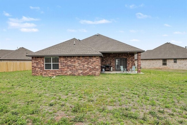 Building Photo - 12812 NW 141st Cir