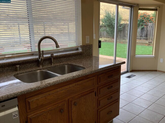 Building Photo - 2265 Jacqueline Dr