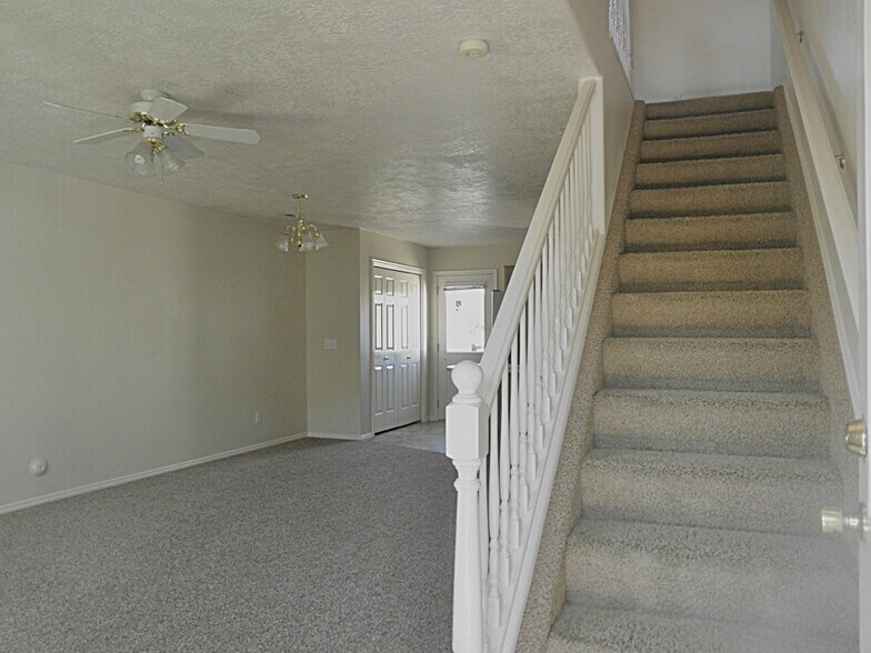 Building Photo - 1108 N 1300 W