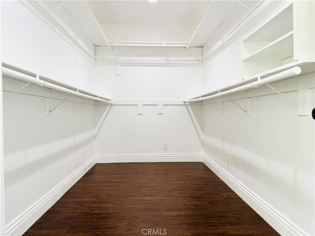 Building Photo - 23861 Crosson Dr