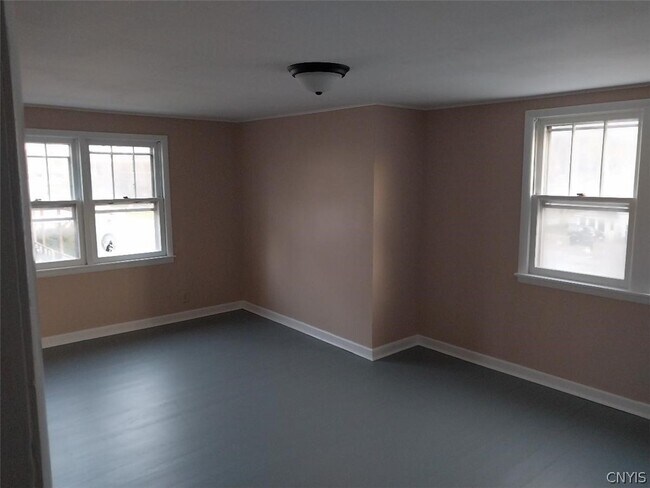 Building Photo - 360 Fulton St