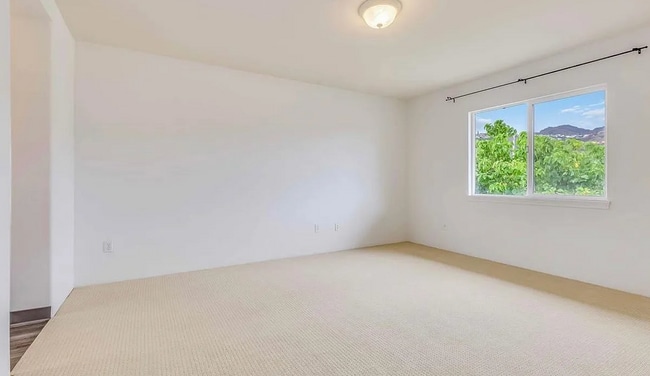 Building Photo - 520 Lunalilo Home Rd