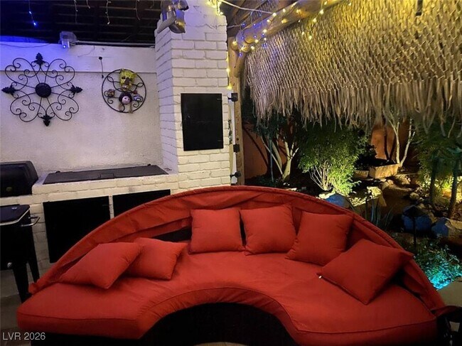 Building Photo - 481 Benedict Dr