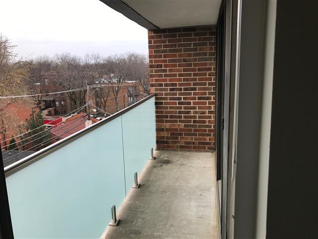 Private Balcony with Great Views - 1720 North Halsted