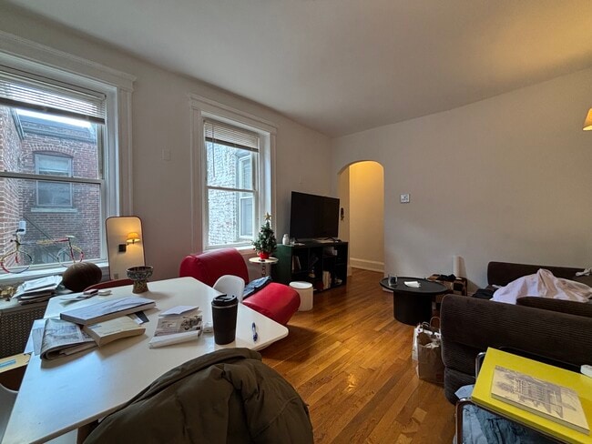 Building Photo - 7 Grove St