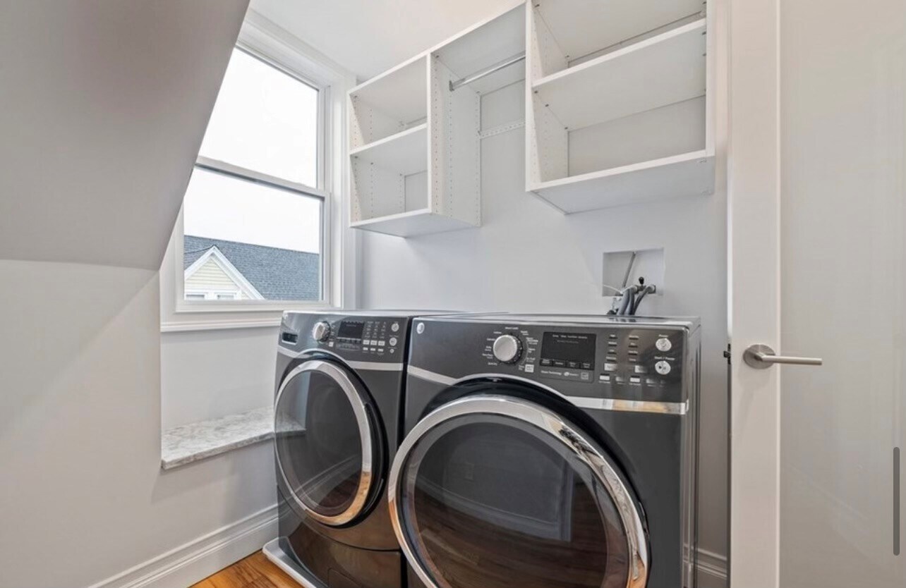 Shared laundry - 101 Rosseter St